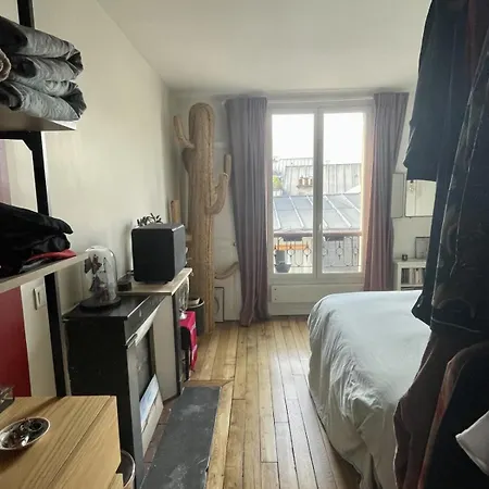 Parisian On Courtyard Διαμέρισμα